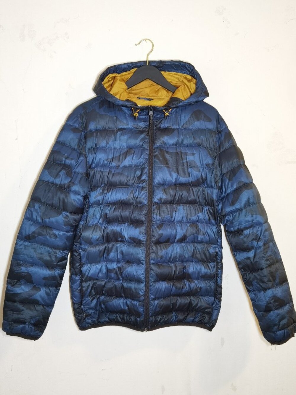 Projek Raw Blue Camouflage-Patterned Lightweight Hooded Puffer S/P Size